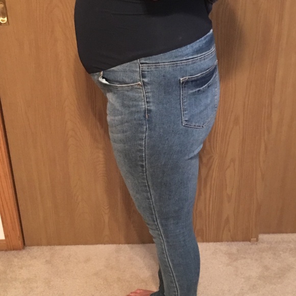 Maternity Jeans - Picture 2 of 3